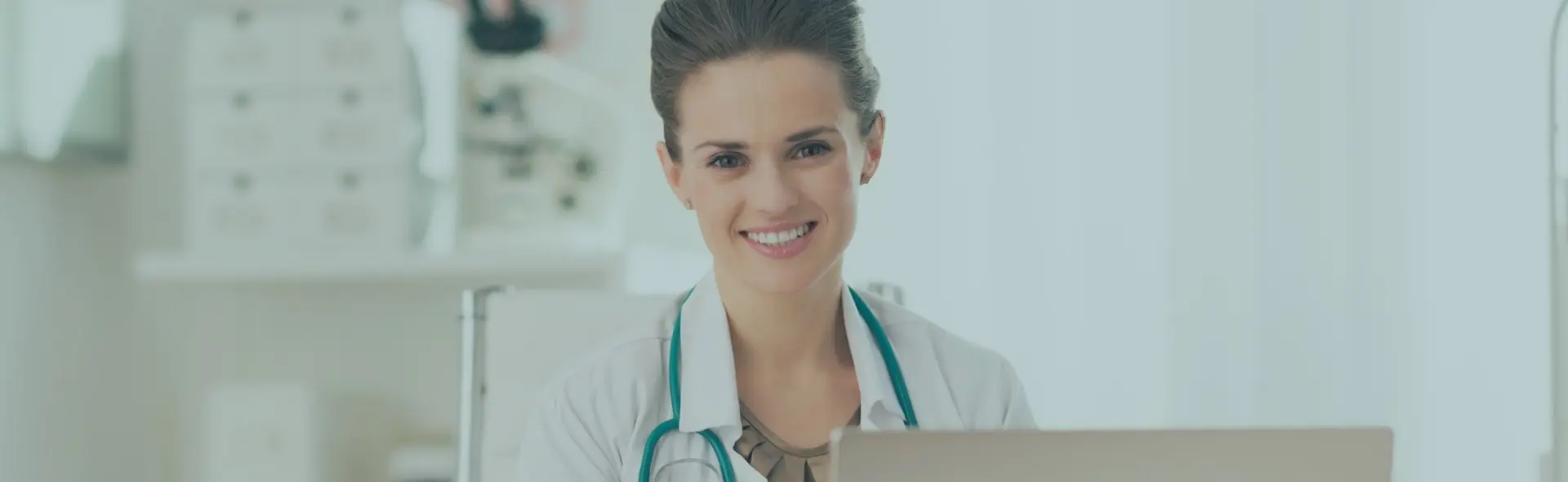 Smile Dental Clinic: Lady smiling 1920x590 Dentist Dr. Ana Fusu Dr. Fusu
