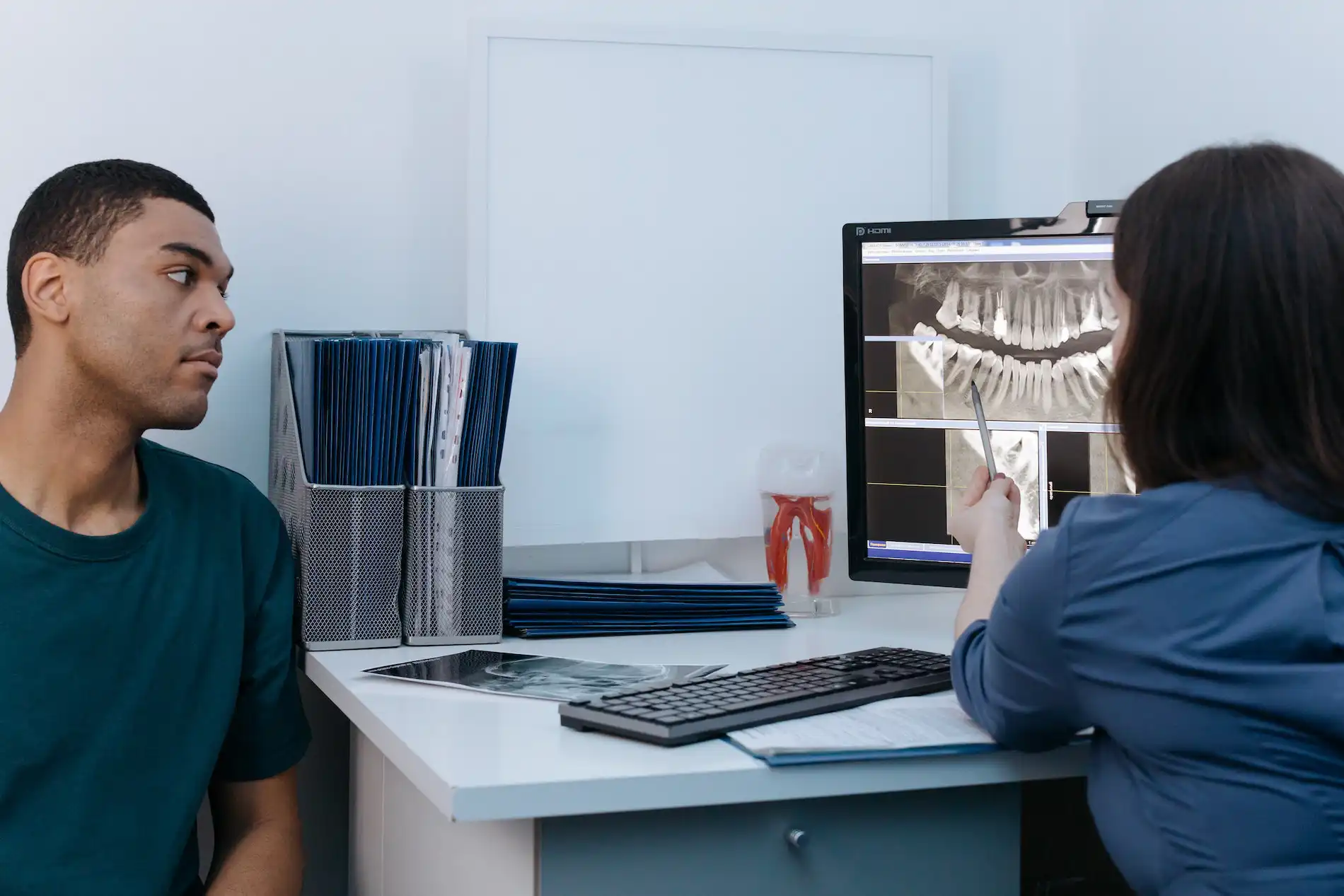 Smile Dental Clinic: Dental Consultation Dentist Dr. Ana Fusu Dr. Fusu